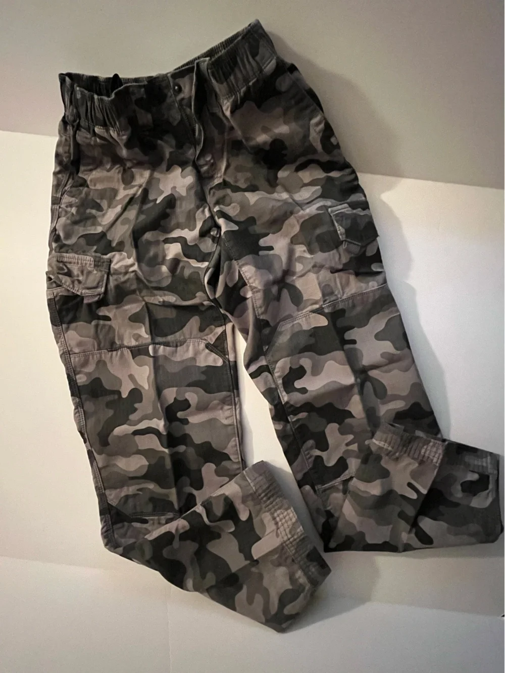 NEW Lands End Gray Camo Cargo Pants - Boys Size 12